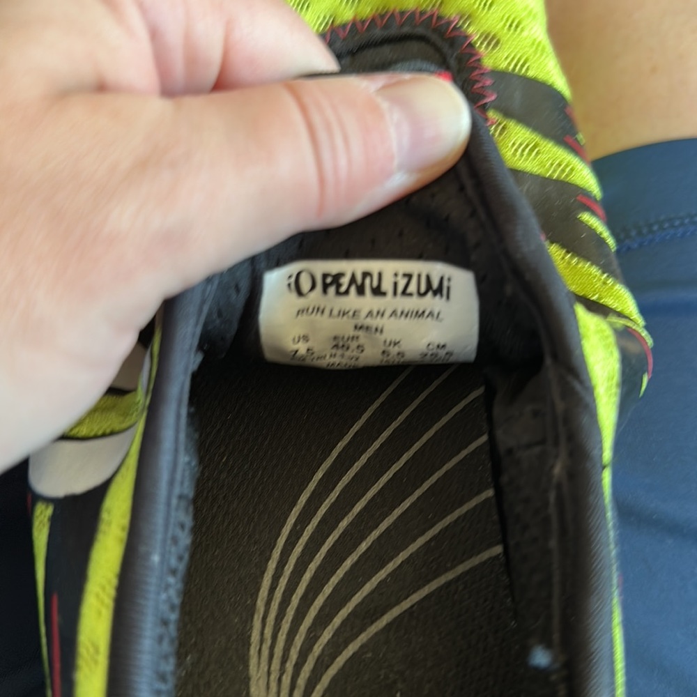 Pearl Izumi Run Like an Animal - Picture 4 of 4
